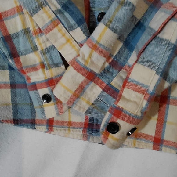 L.L. Bean Blue and Red Plaid Shirt - Picture 5 of 10